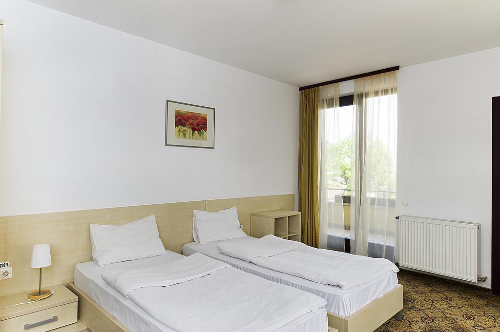 Aseltur Brasov Hotel Kültér fotó