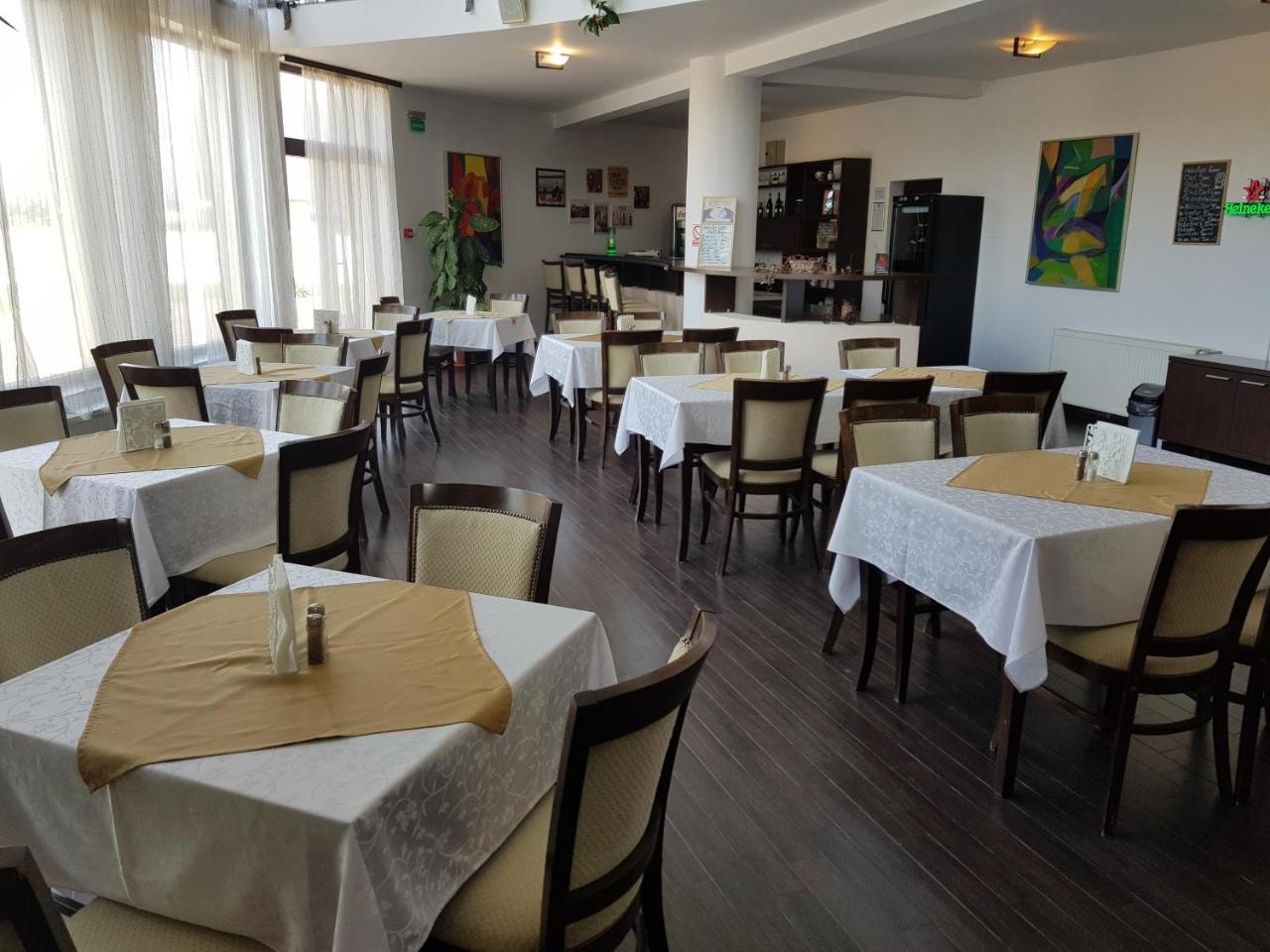 Aseltur Brasov Hotel Kültér fotó