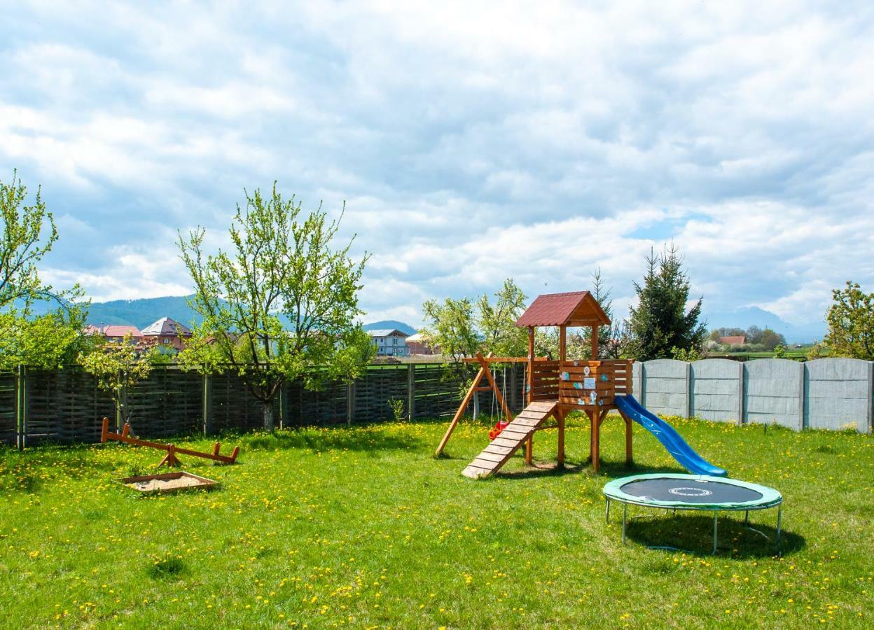 Aseltur Brasov Hotel Kültér fotó